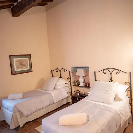 Borgo Di Castelvecchio شقة