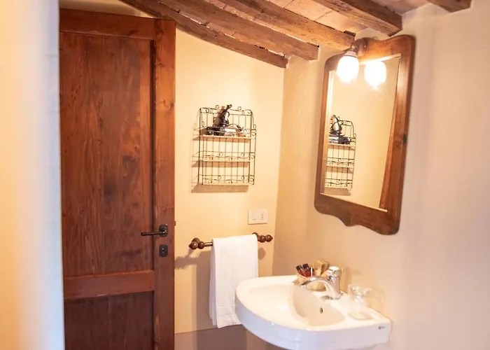 Borgo Di Castelvecchio