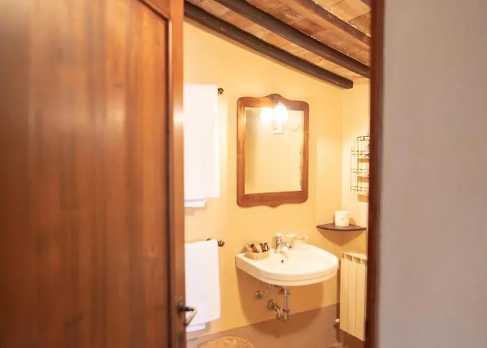 Borgo Di Castelvecchio * Contignano